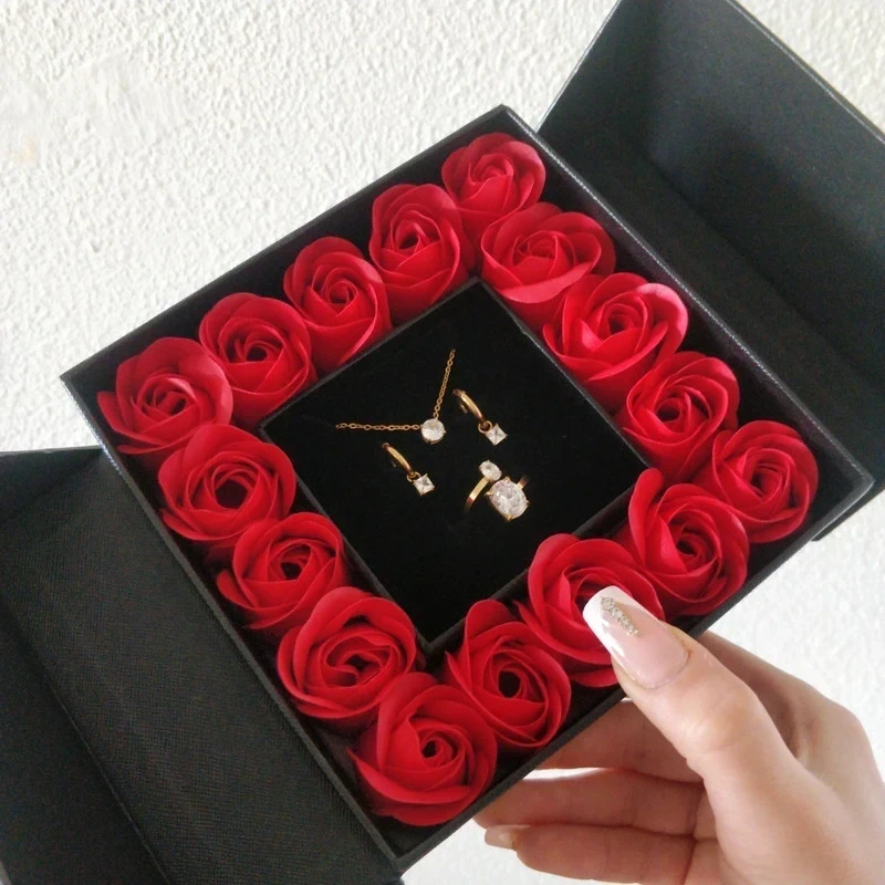 Coffret cadeau - Bijoux en acier inoxydable