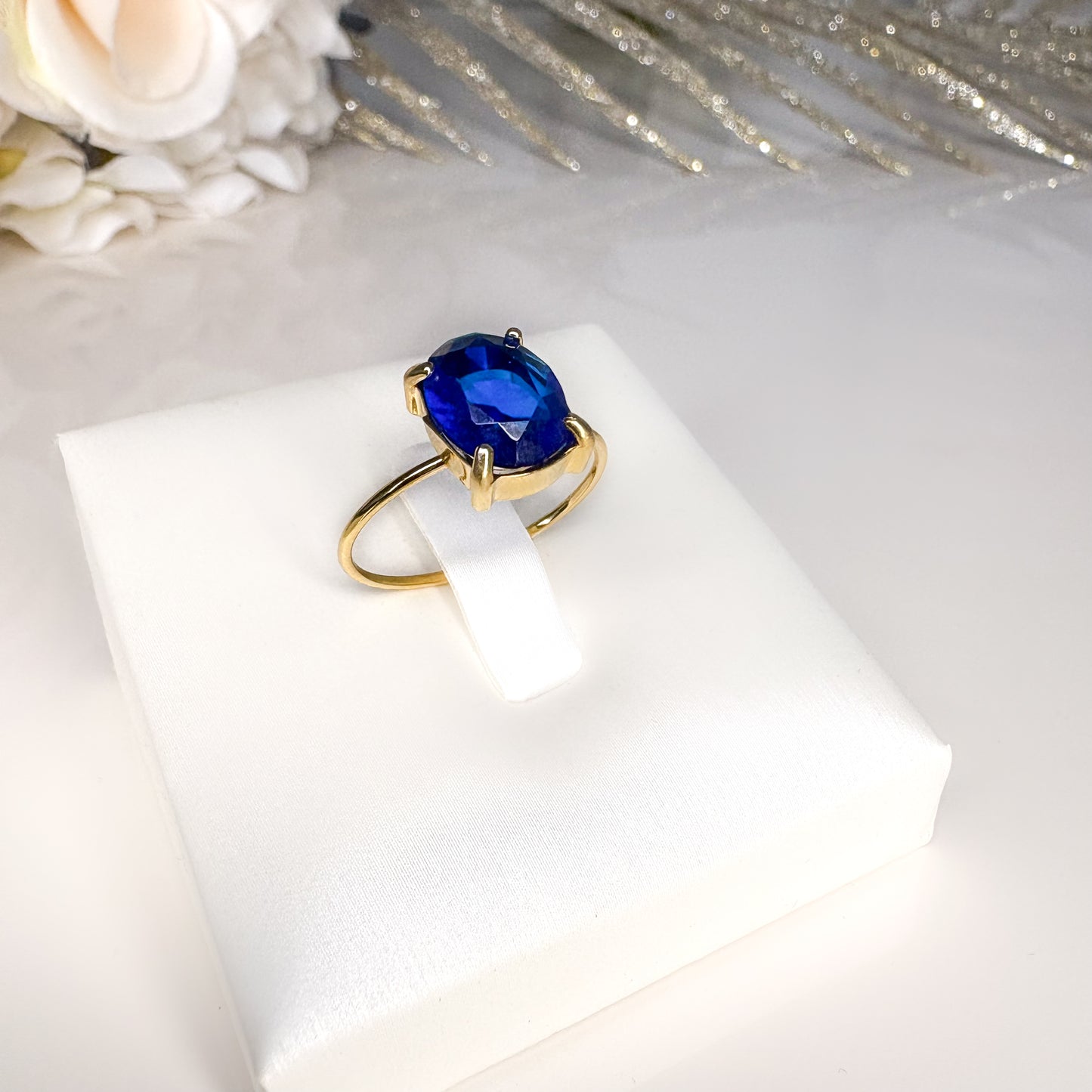 Bague dorée acier inoxydable – pierre bleue ovale ajustable ! Idéale comme cadeau d'anniversaire