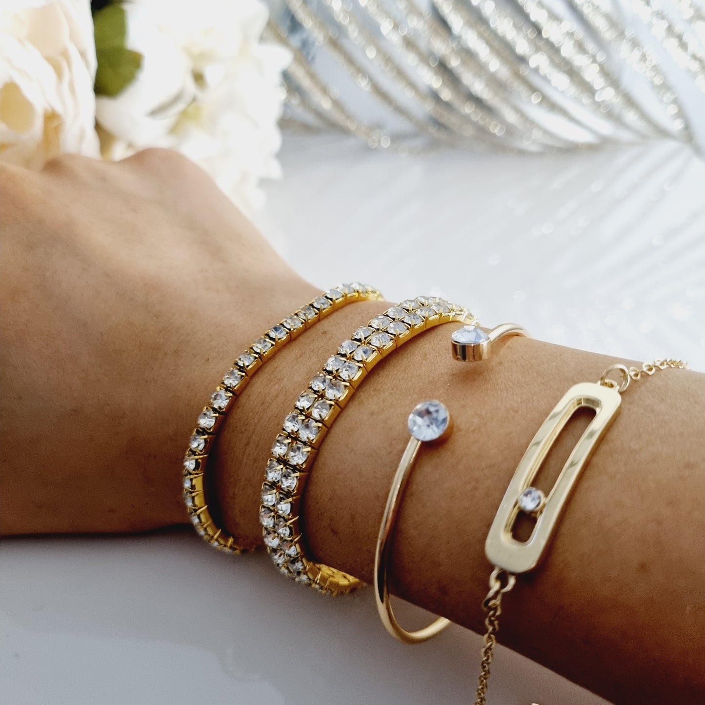 Bracelet doré à cristal élastique