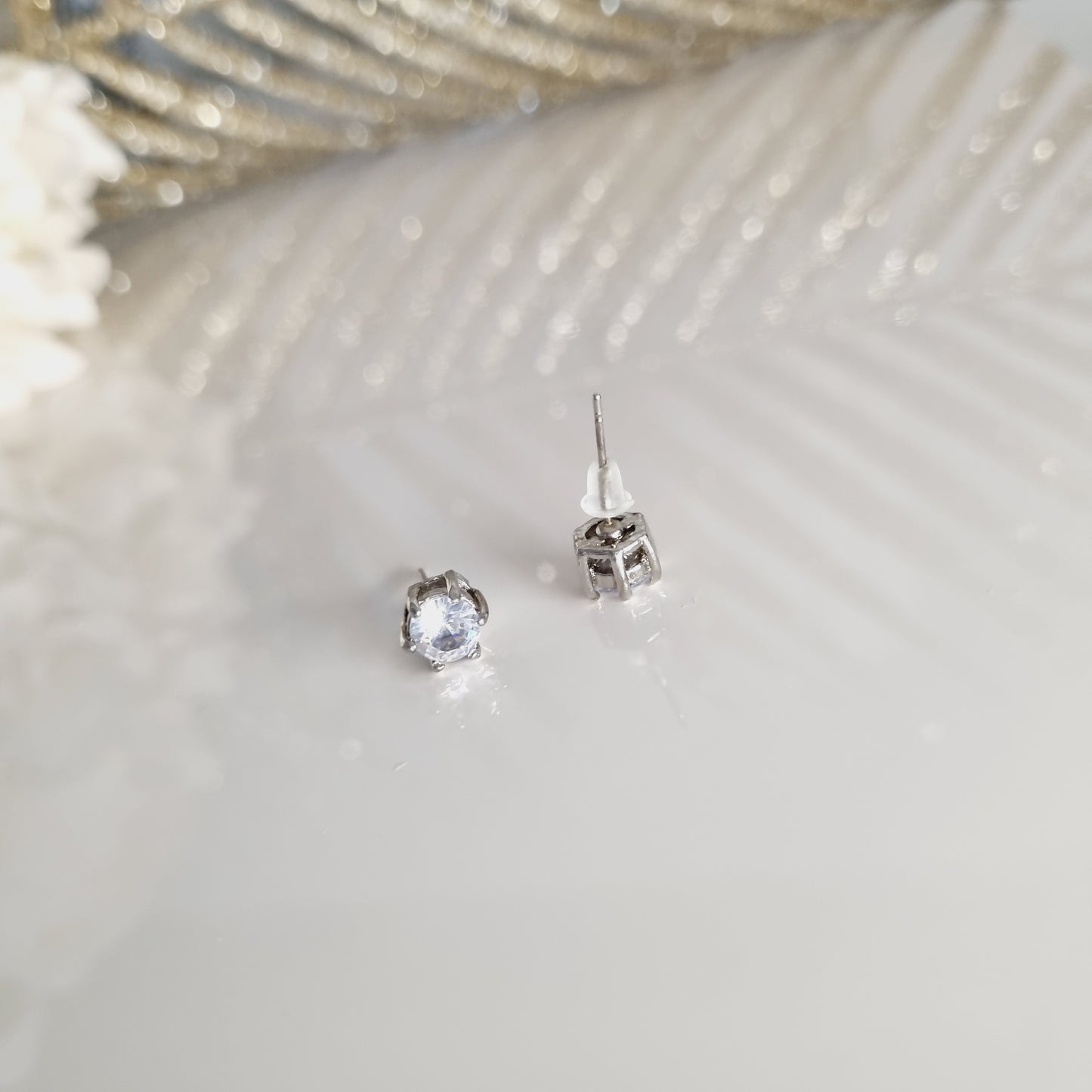 Boucles 'oreilles argentées avec pierre