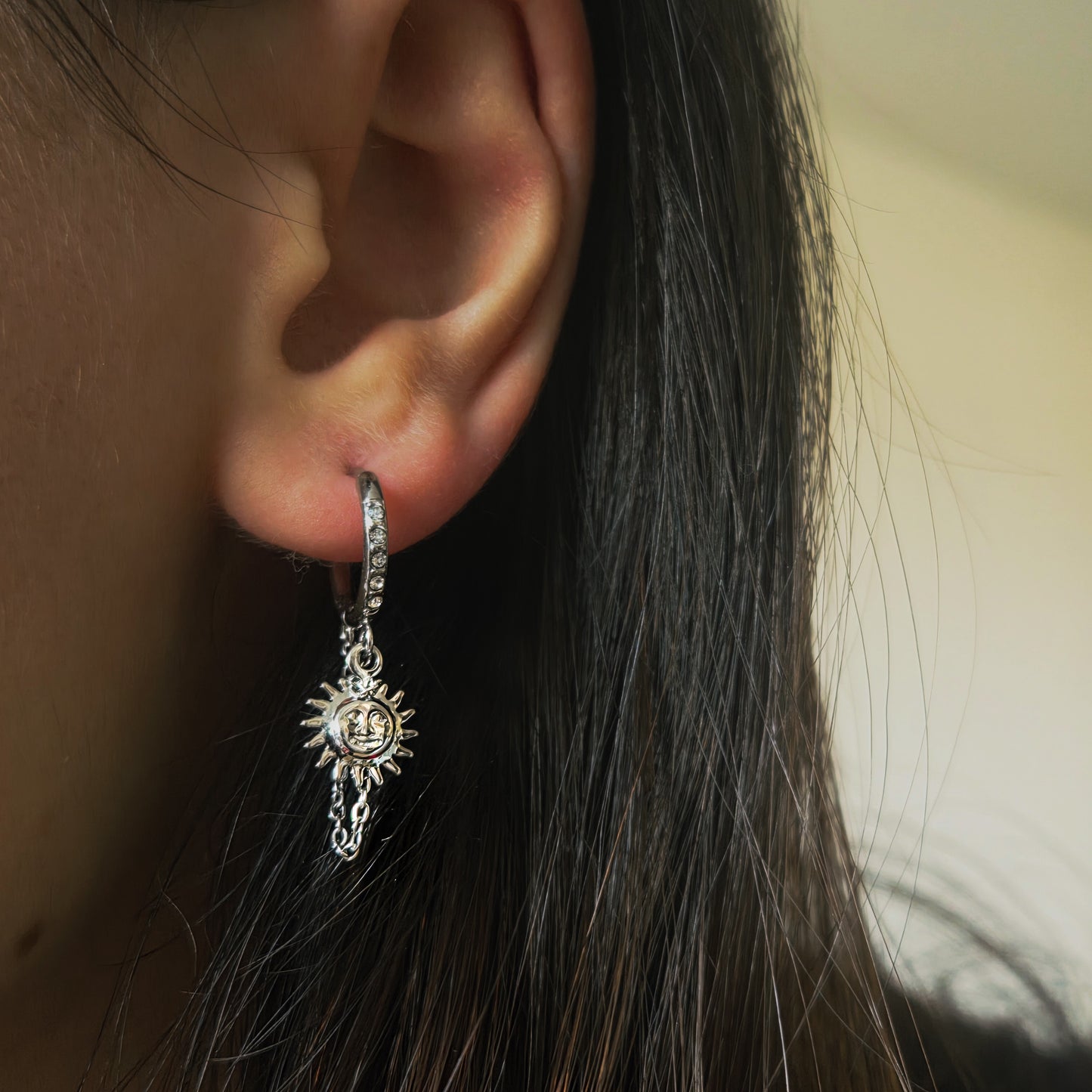 Boucles d’Oreilles Soleil Argentées Acier Inoxydable Femme