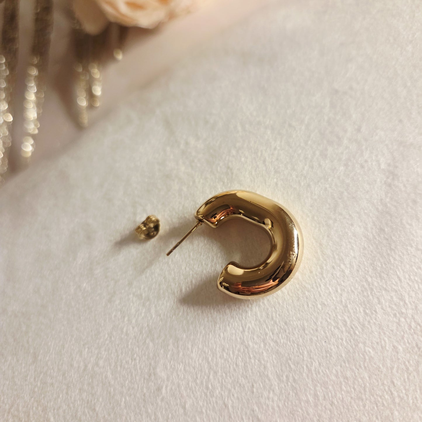 Boucle d’oreille créole épaisse en acier inoxydable doré