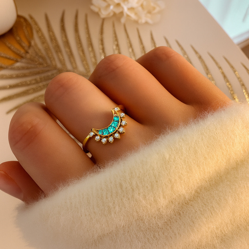 Bague dorée en acier inoxydable – Soleil et Lune sertie d’éclats scintillants
