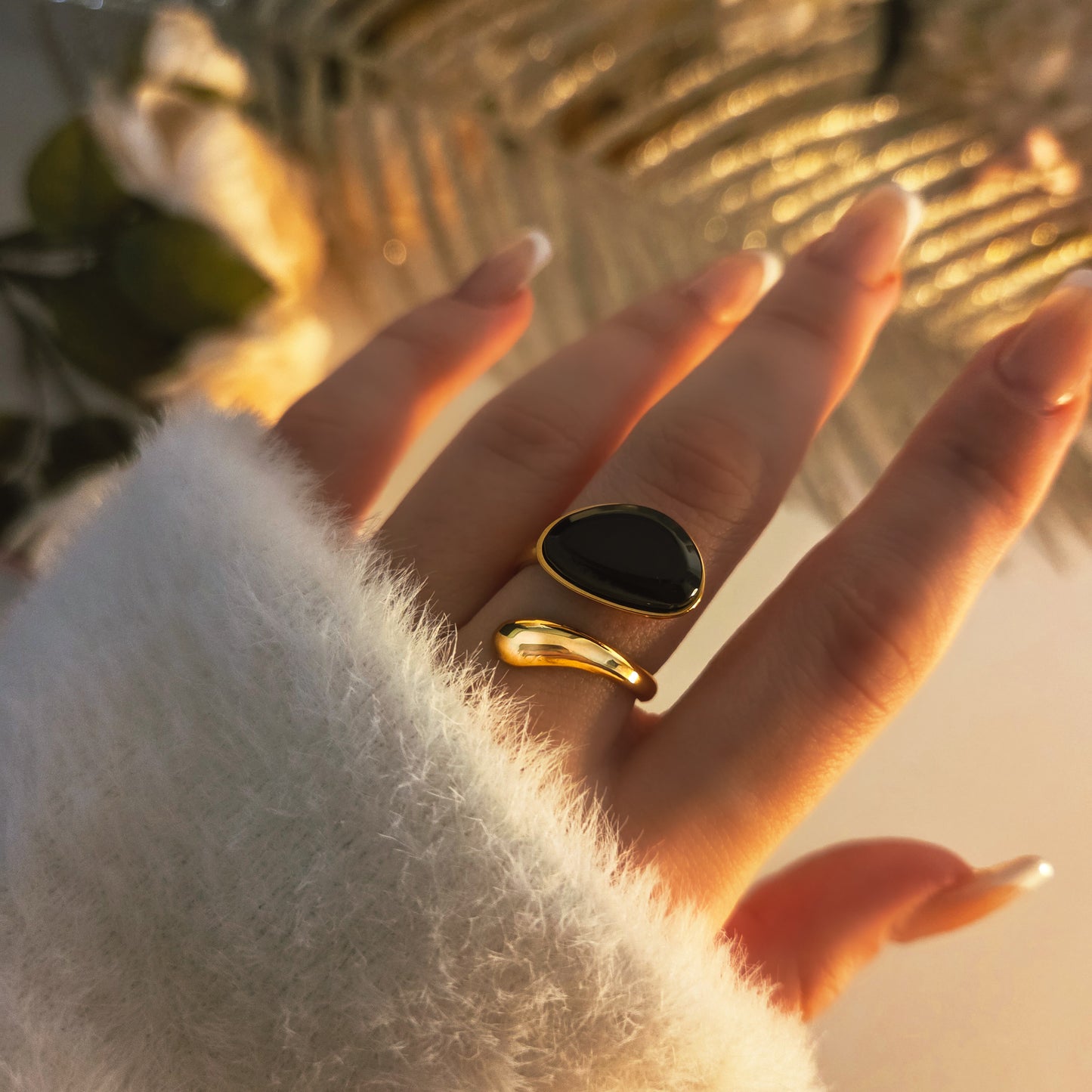 Bague pierre ovale lisse – autre vue