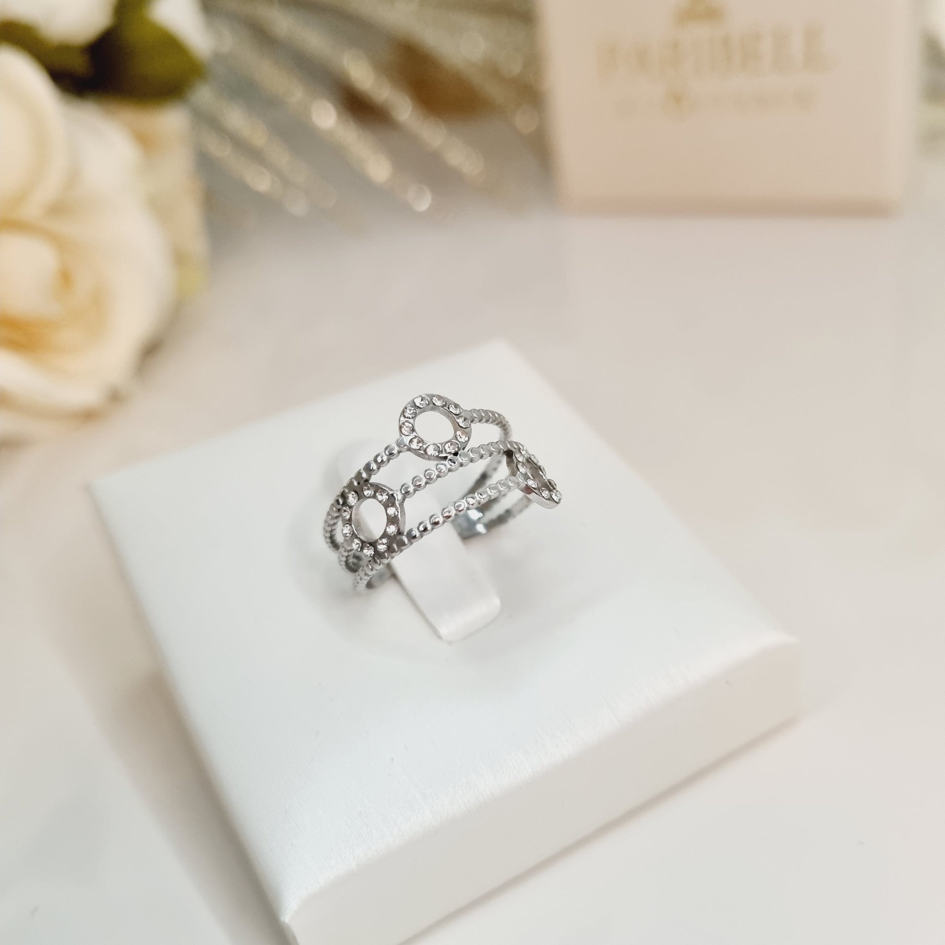Magnifique bague skull - Cherry d'enfer Magnifique bague skull - Cherry d'enfer