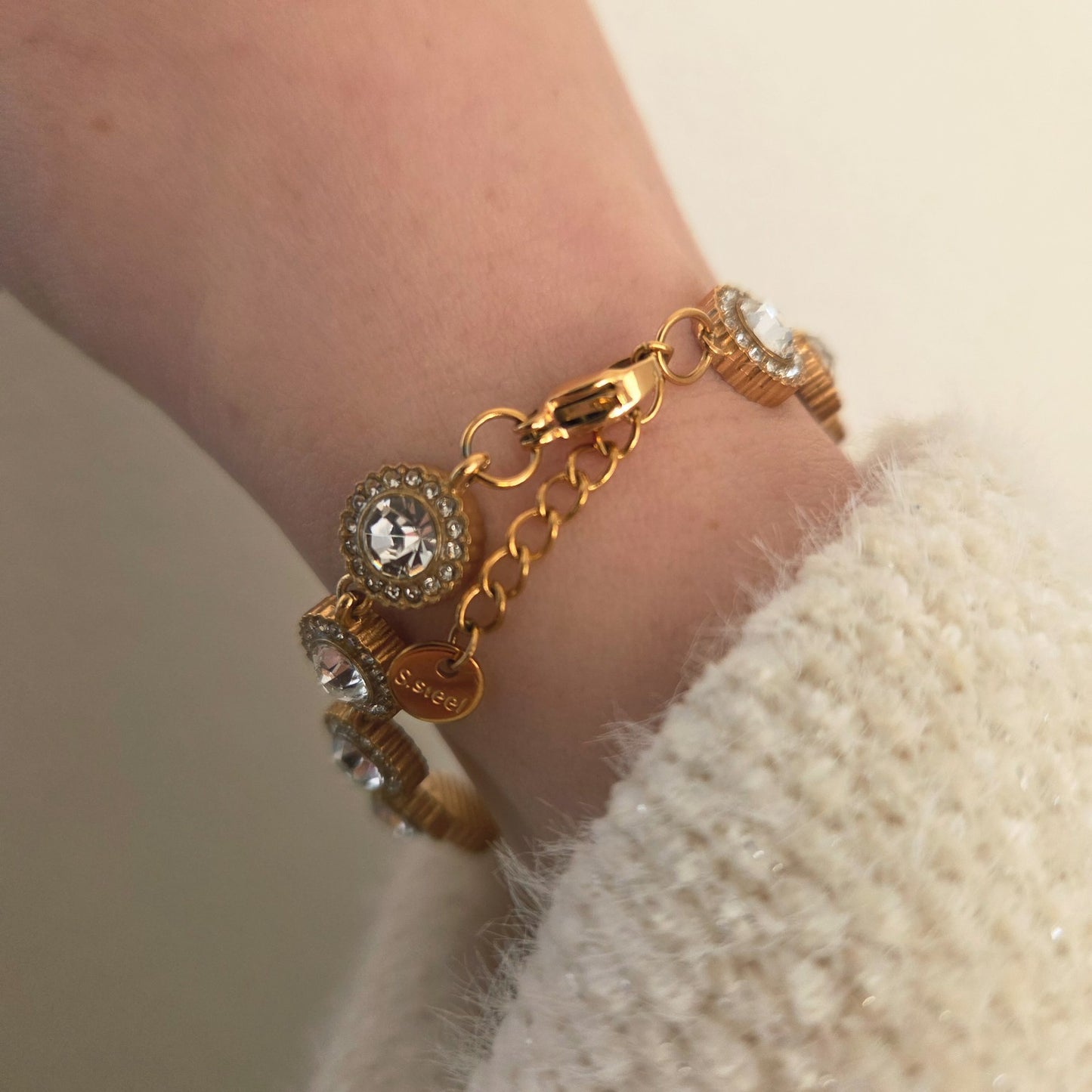 Fermoir réglable du bracelet doré à strass en acier inoxydable