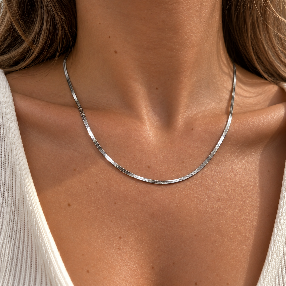Collier maille serpent argenté femme en acier inoxydable