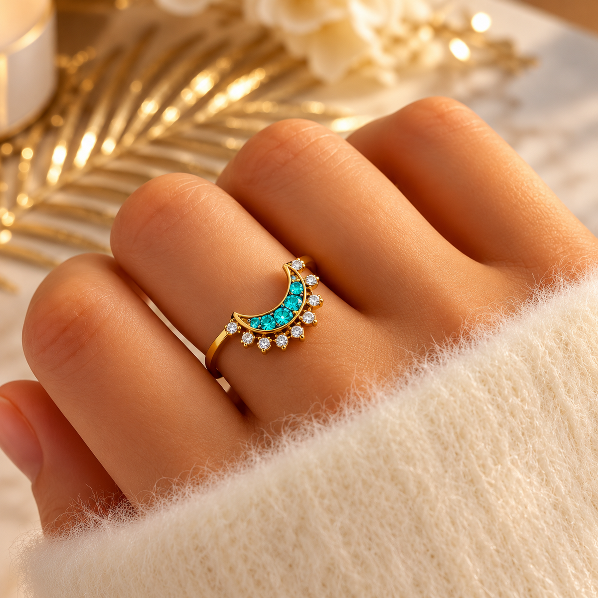 Bague dorée croissant de lune pierres turquoise