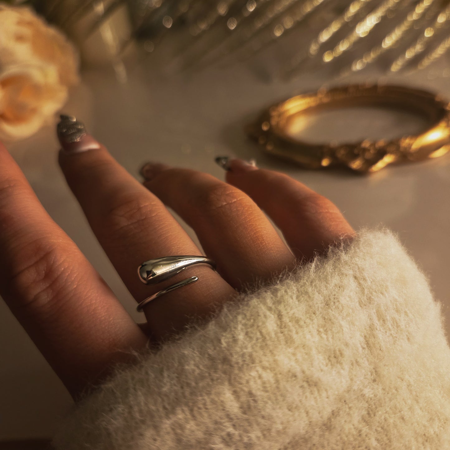 Bague Ouverte Argentée Design Goutt