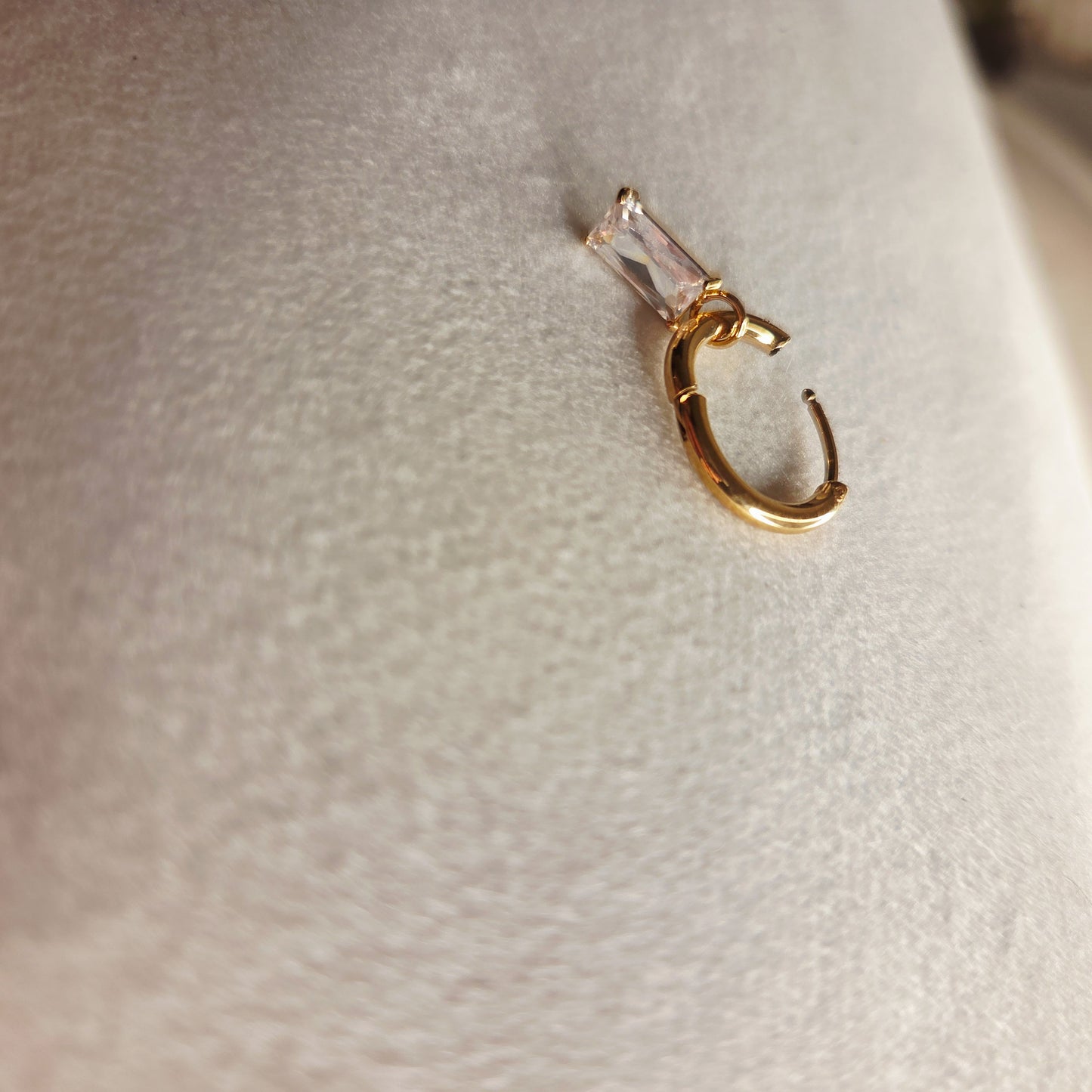 Boucle d’oreille créole avec pendentif cristal en acier inoxydable