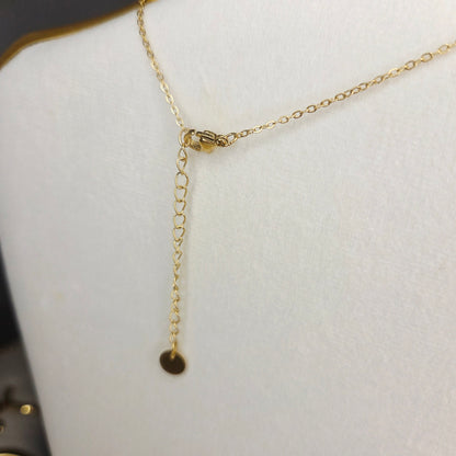 Collier trèfle en acier inoxydable – vue de profil