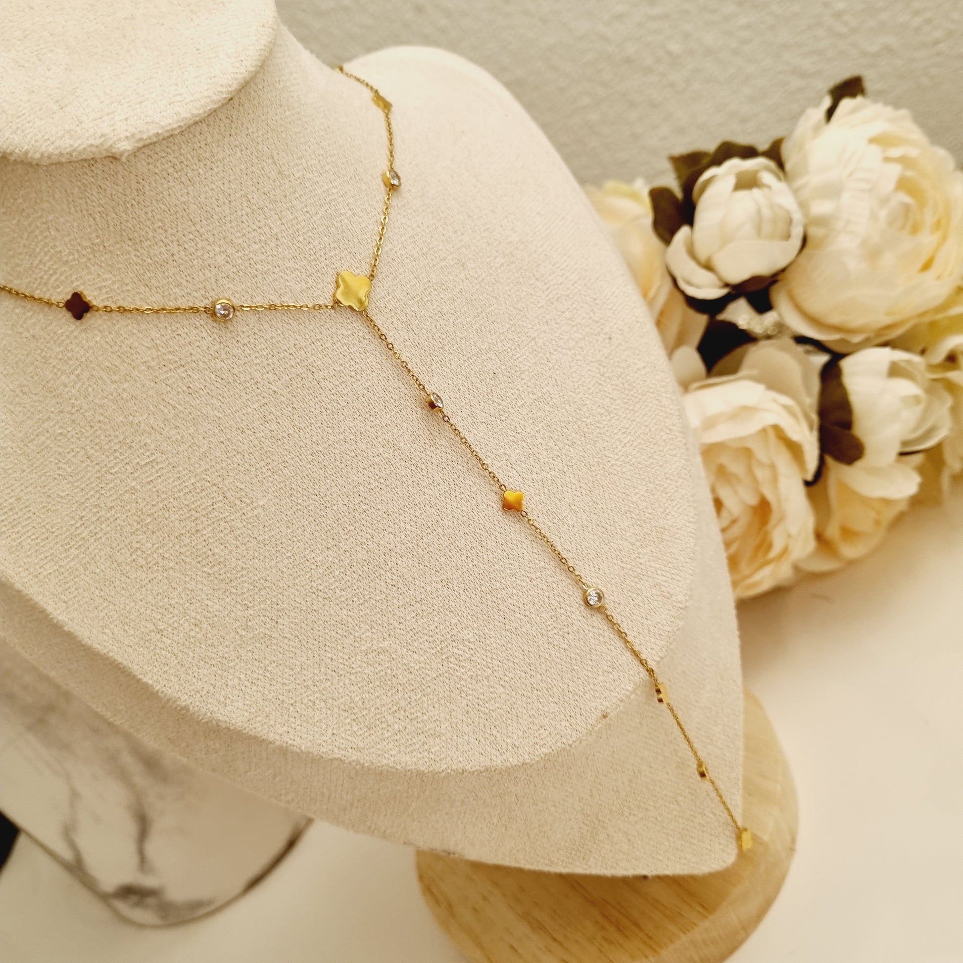 Collier Messiah Doré & Strass Blancs - Hipanema Collier Messiah Doré & Strass Blancs - Hipanema