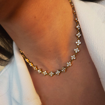 Collier floral doré – autre vue