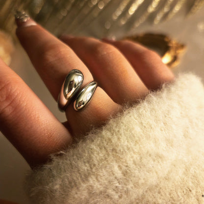 Bague large argentée ajustable – autre vue