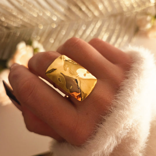 Bague large ajustable en acier inoxydable effet martelé