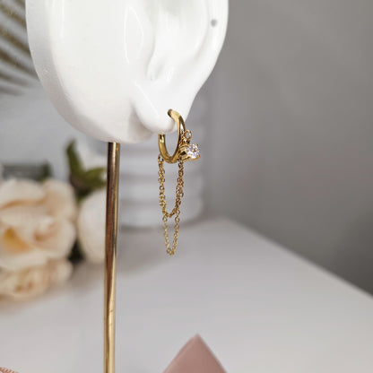 Boucles d’oreilles à chaînes pendantes – détail du bijou