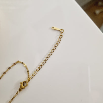 Collier Clara – détail du bijou