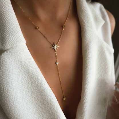 Collier sautoir doré étoile – vue de profil