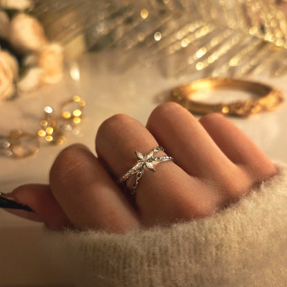Bague fleur argentée – vue principale