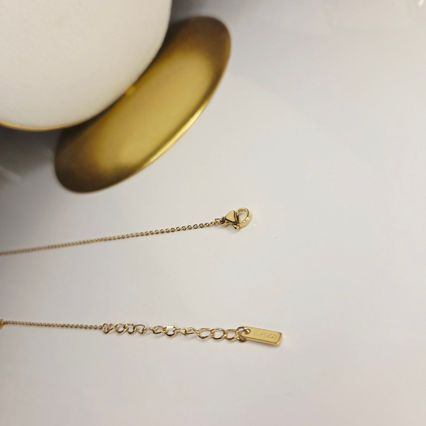 Collier sautoir doré étoile