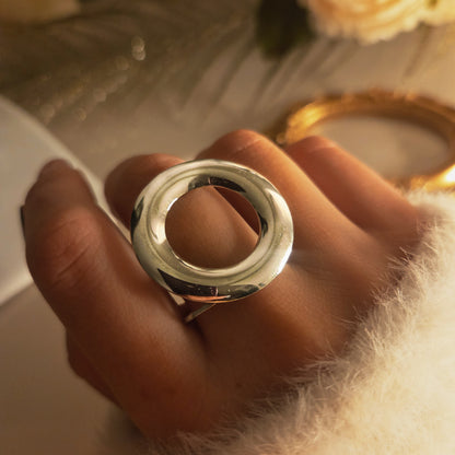 Bague cercle design ajustable – vue principale