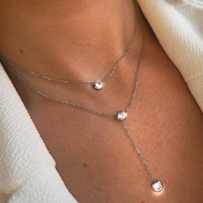 Collier Y argenté zircon – autre vue