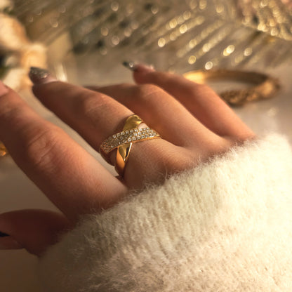 Bague croisée dorée – autre vue