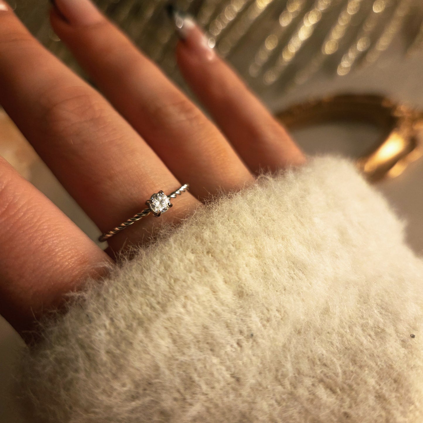 Bague femme acier inoxydable fine avec pierre – résistante à l’eau, minimaliste