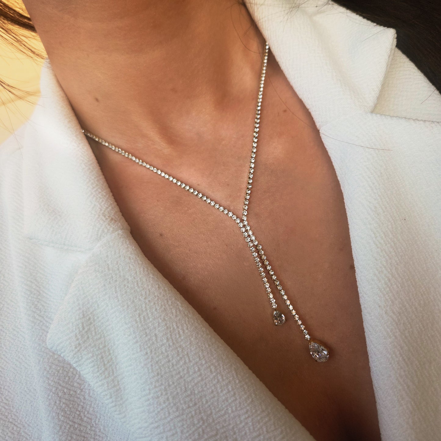 Collier Y doré – vue principale