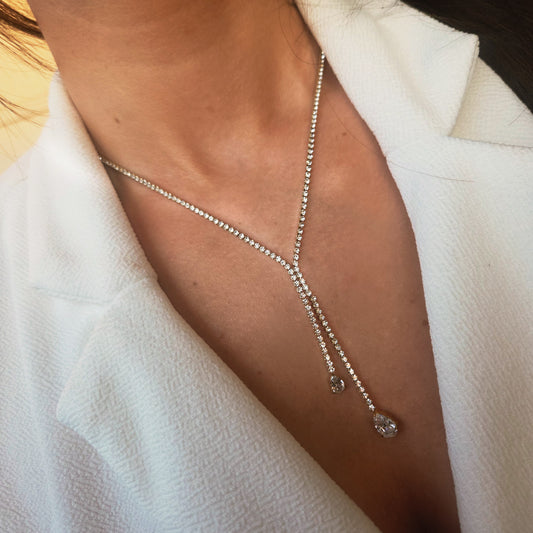 Collier Y Élégance – Éclat précieux